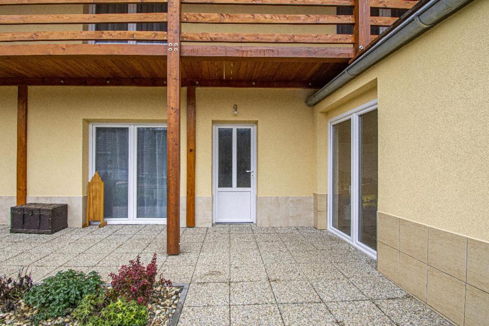 Apartman 2Kk Zlamanka Kromeriz Exterior photo